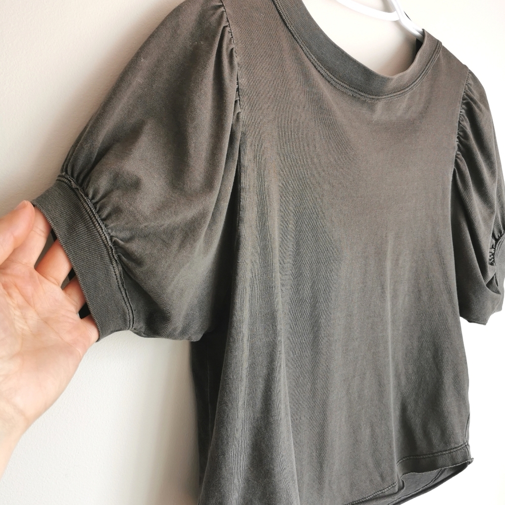 Puff Sleeve Open Back T-shirt